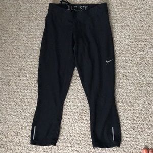 Nike Dri Fit Capris! ❤️